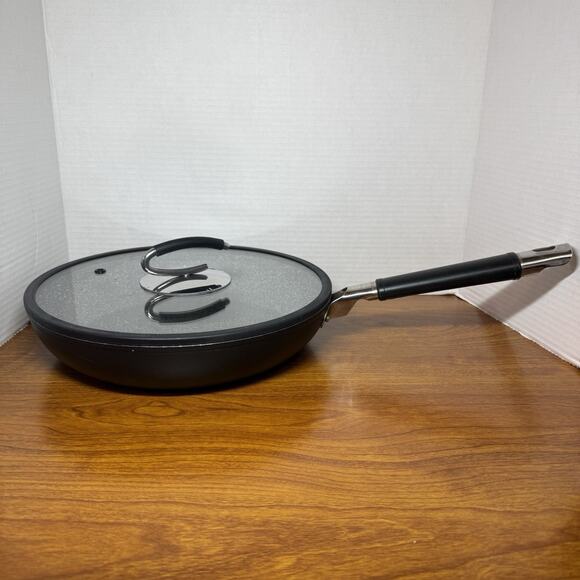 11" Nonstick Ceramic Frying Pan with Lid – Oven & Induction Safe, High Heat - Picture 1 of 7